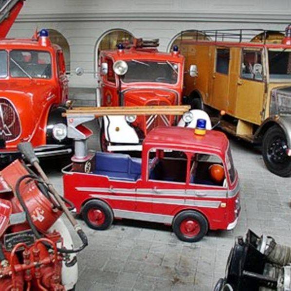 deutsches_feuerwehrmuseum_fahrzeuge