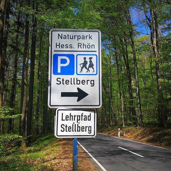 Rhoentravel Wanderparkplatz Stellberg